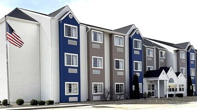 Microtel Inn & Suites