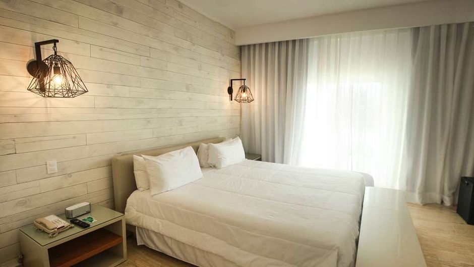 Viva Wyndham Tangerine Room