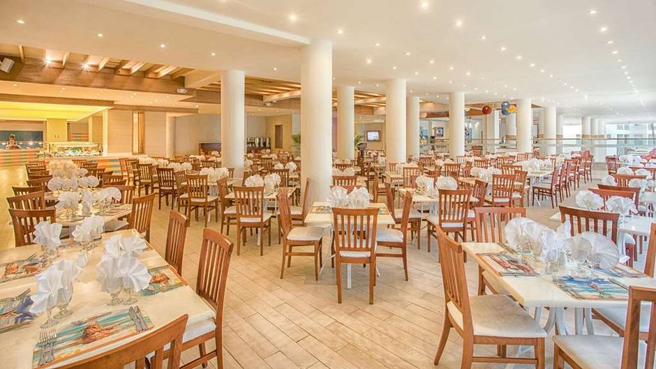 Viva Wyndham Tangerine Restaurant