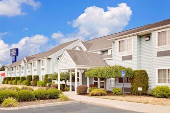 Microtel Inn & Suites Wellsville
