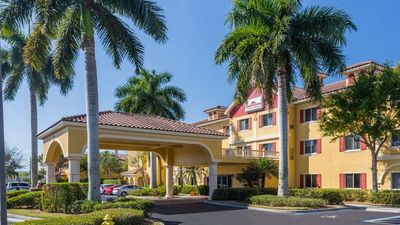 Hawthorn Extended Stay by Wyndham Naples