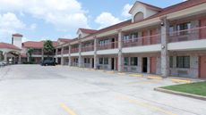 Super 8 Stafford Sugarland Area