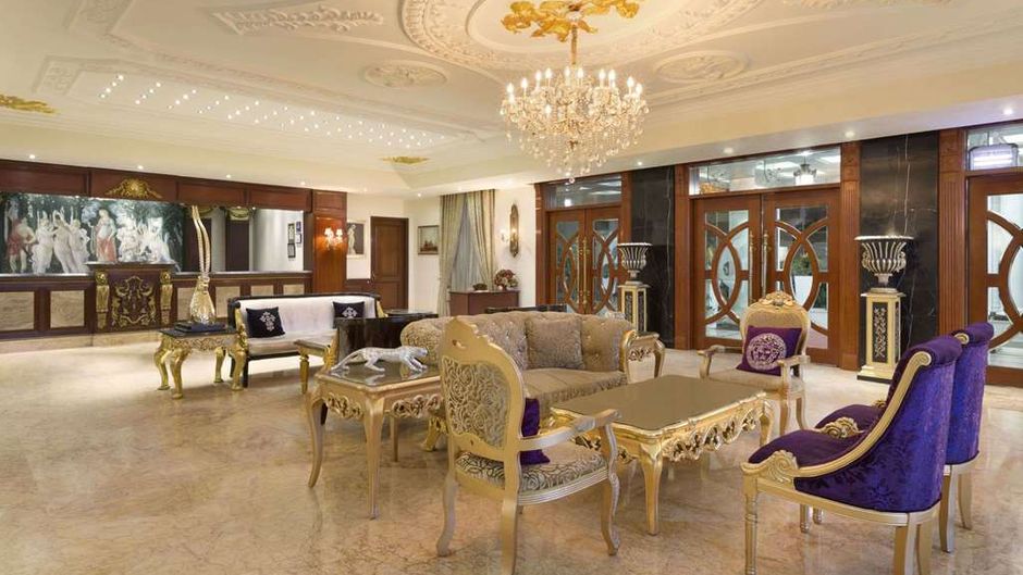 Ramada by Wyndham Amritsar Lobby