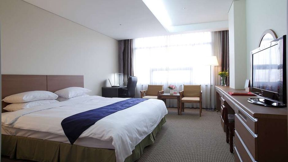 Ramada Hotel Dongtan Room