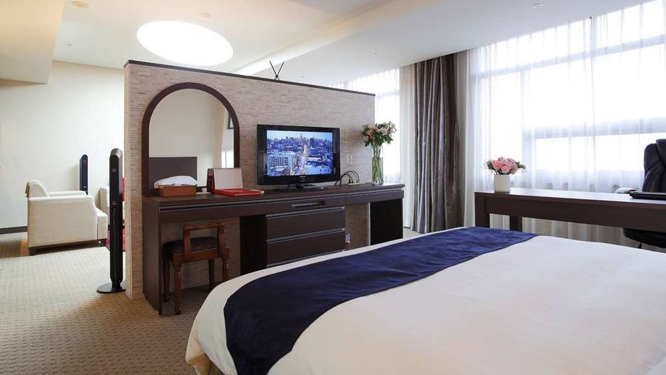 Ramada Hotel Dongtan Room