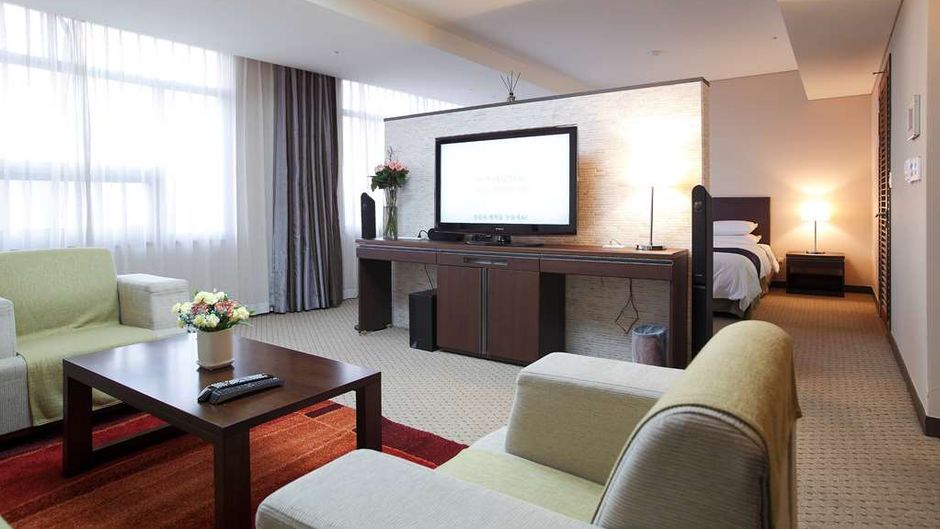 Ramada Hotel Dongtan Room