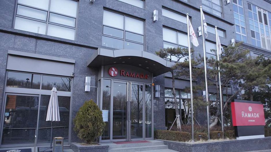 Ramada Hotel Dongtan Exterior