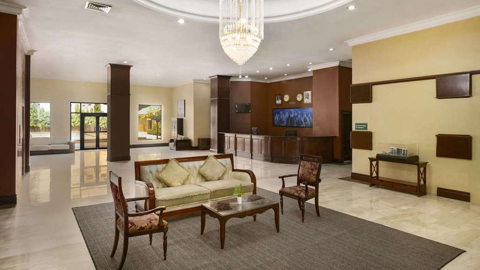 Hawthorn Suites by Wyndham Abuja Lobby
