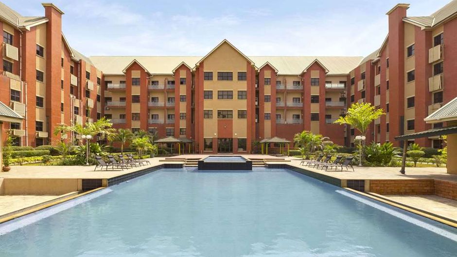 Hawthorn Suites by Wyndham Abuja Pool