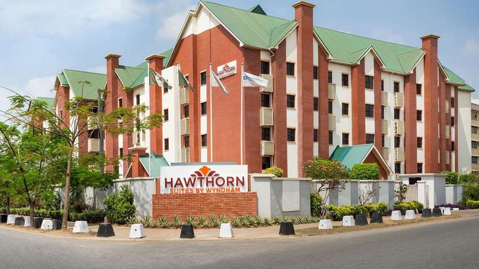 Hawthorn Suites by Wyndham Abuja Exterior