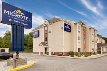 Microtel Inn & Suites