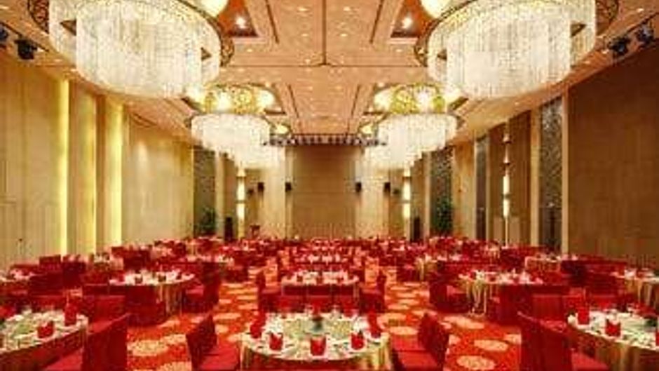 Howard Johnson Sunshine Plaza Ballroom
