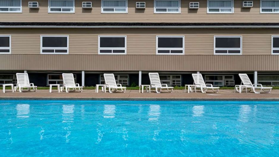 Days Inn Fredericton Pool