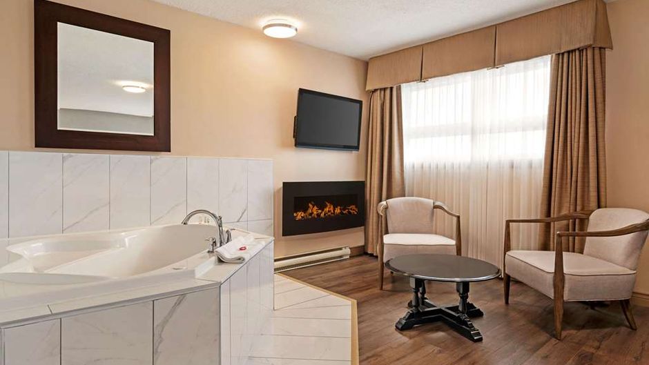 Days Inn Fredericton Suite