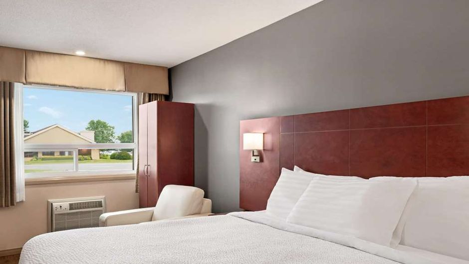 Days Inn Fredericton Room