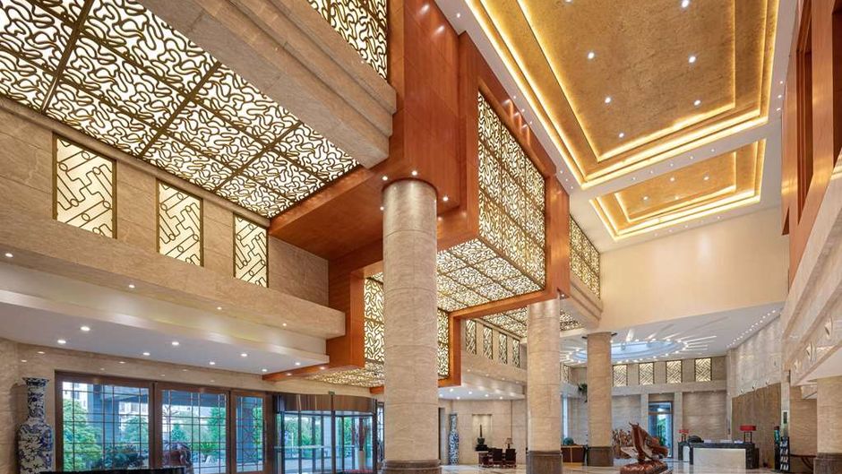 Ramada Plaza Chongqing West Hotel Lobby