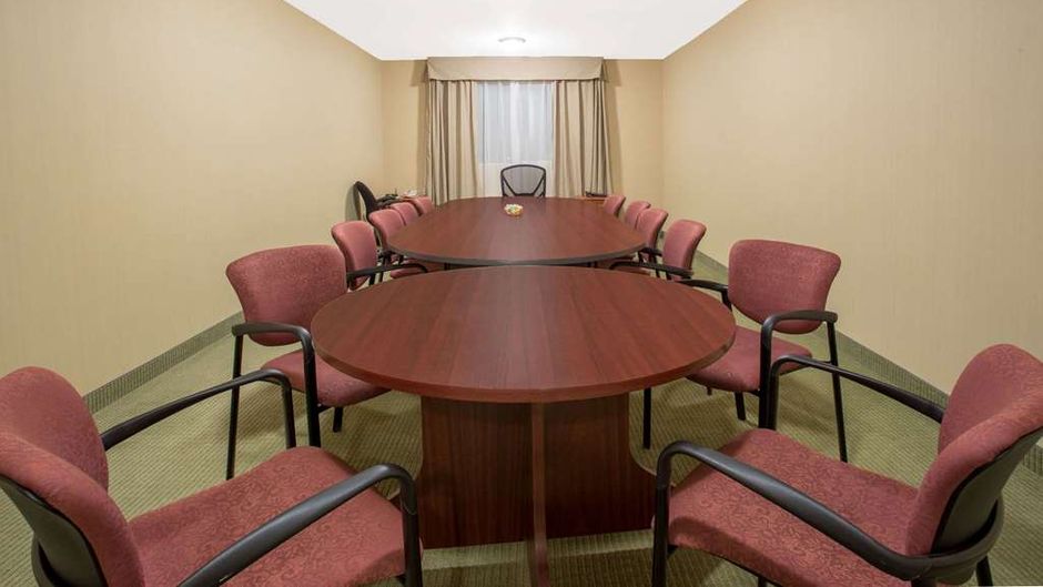 Ramada Williams Lake Meeting