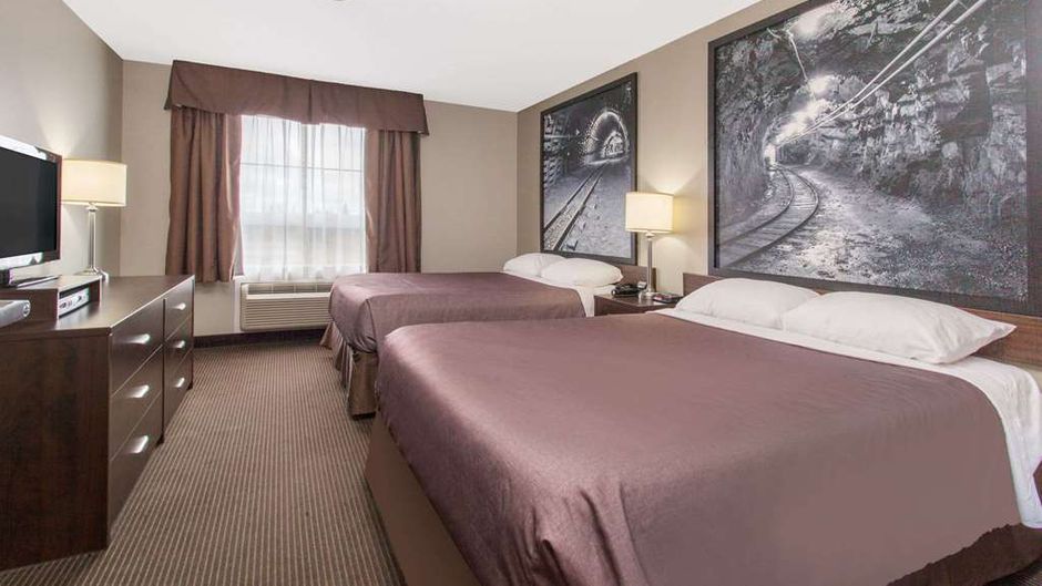 Super 8 Red Lake, ON Room
