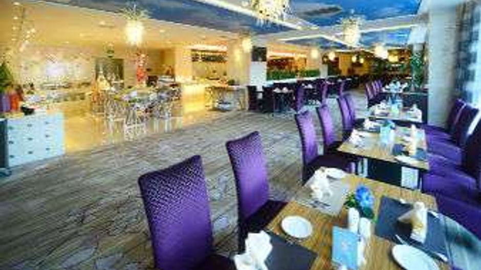 Ramada Longyan Restaurant