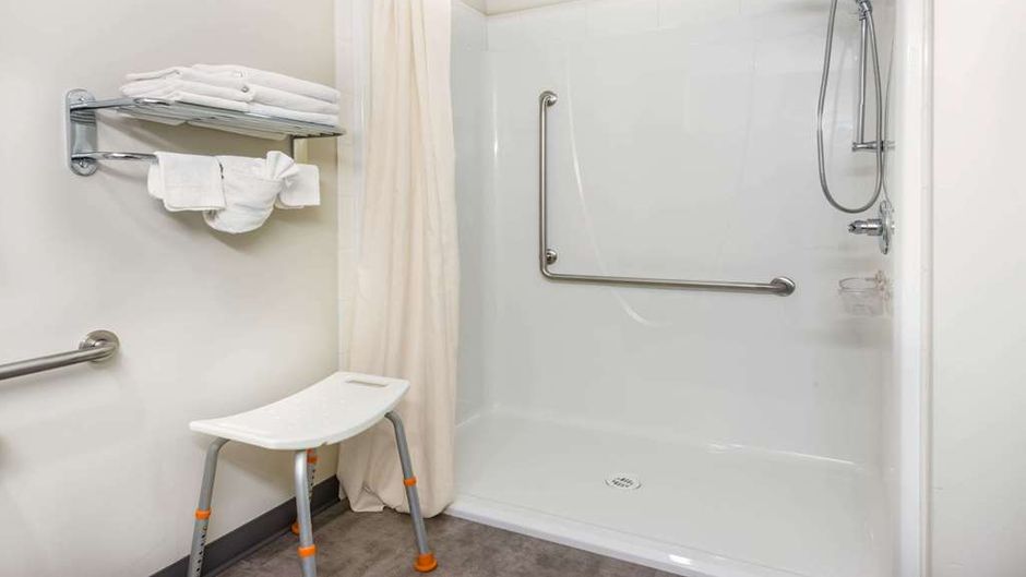 Super 8 Innisfail Room