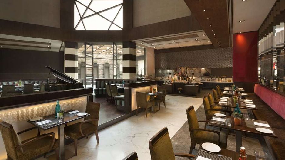 Ramada by Wyndham Gurgaon Central Restaurant