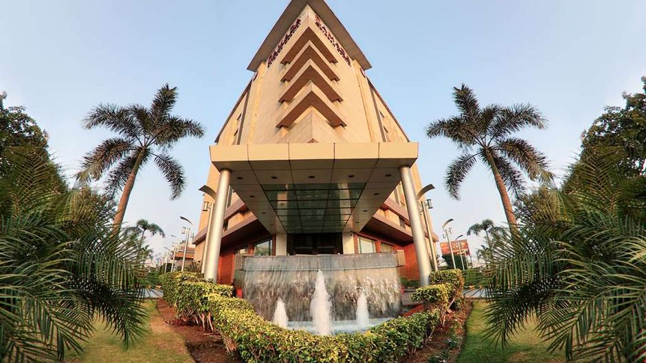 Ramada by Wyndham Gurgaon Central Exterior