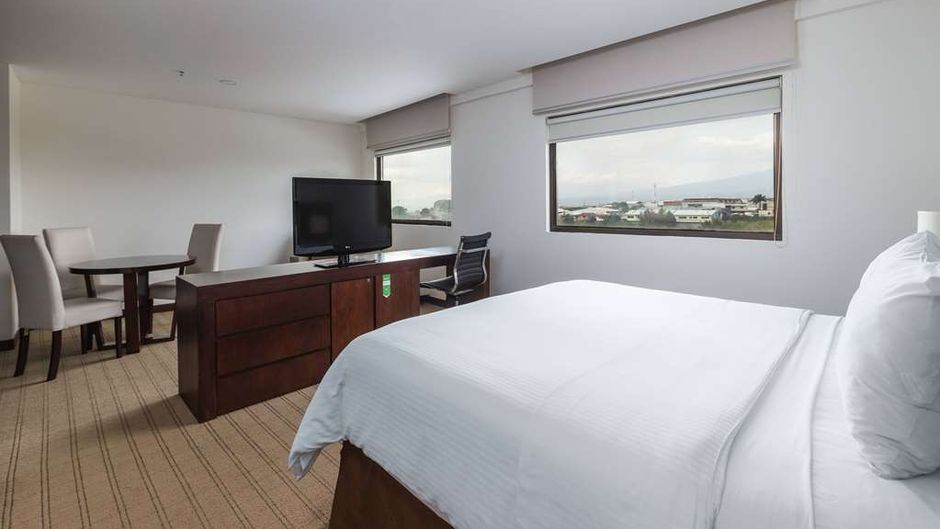 Wyndham Garden San Jose Escazu Suite