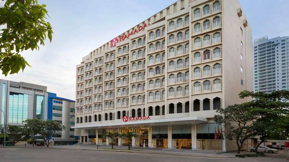 Ramada Colombo Exterior