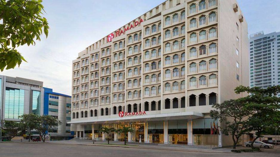 Ramada Colombo Exterior