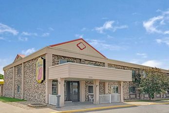 Super 8 Monticello