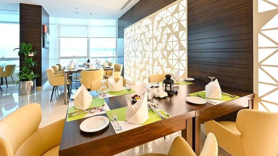 Ramada Encore by Wyndham Doha Restaurant