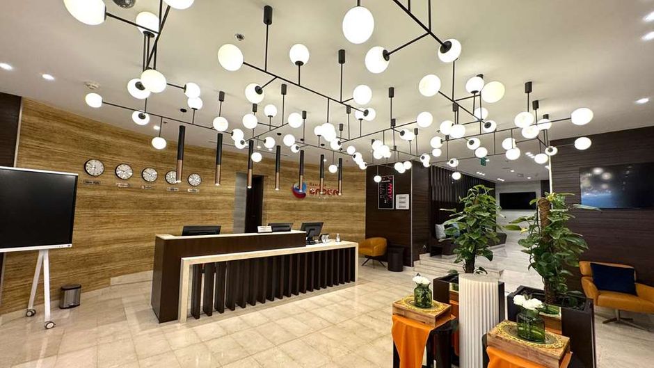 Ramada Encore by Wyndham Doha Lobby