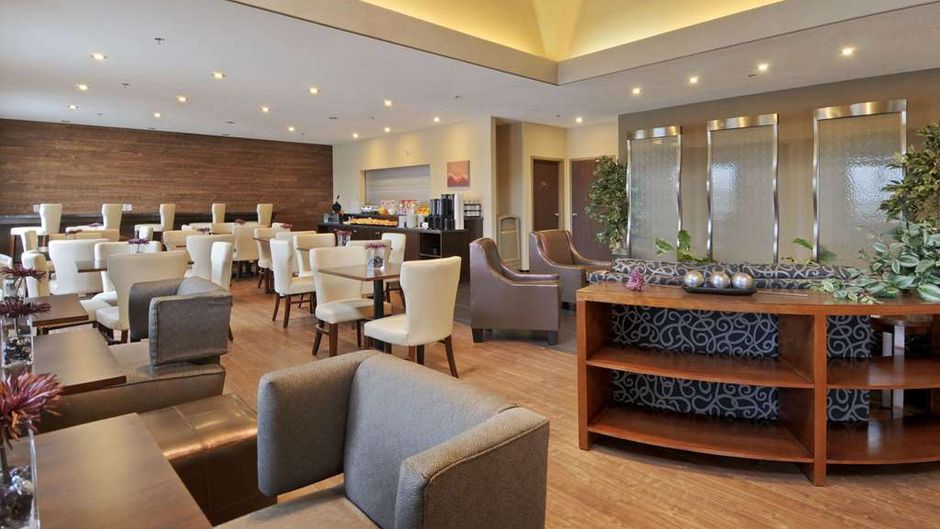 Days Inn Regina Airport West Restaurant