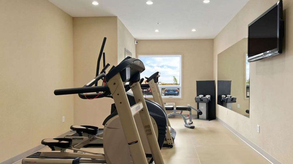 Days Inn Regina Airport West Health