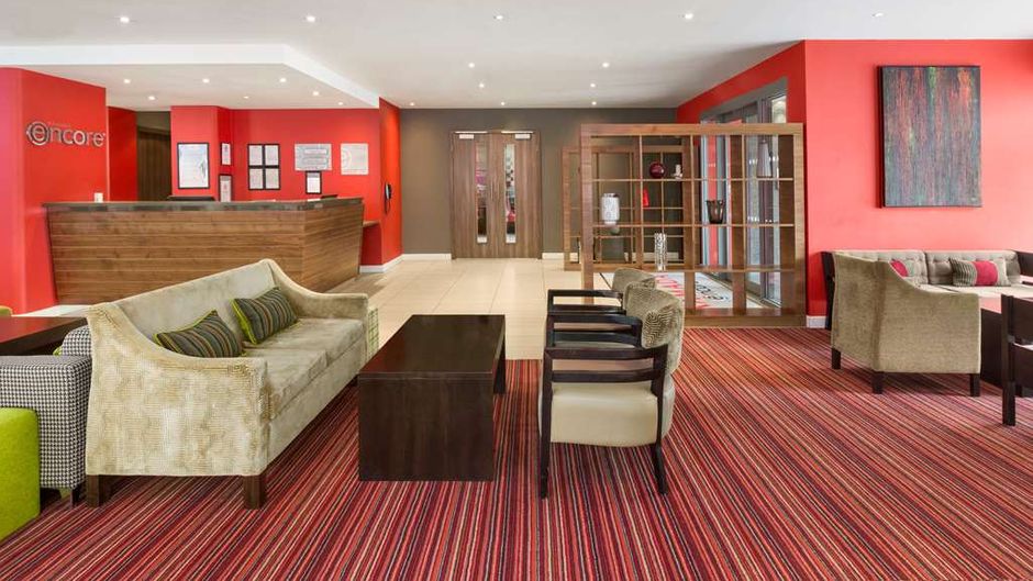 Ramada Encore Leicester City Centre Lobby