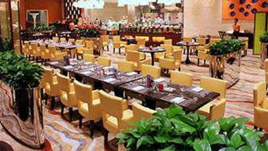 Ramada Plaza Huizhou East Restaurant