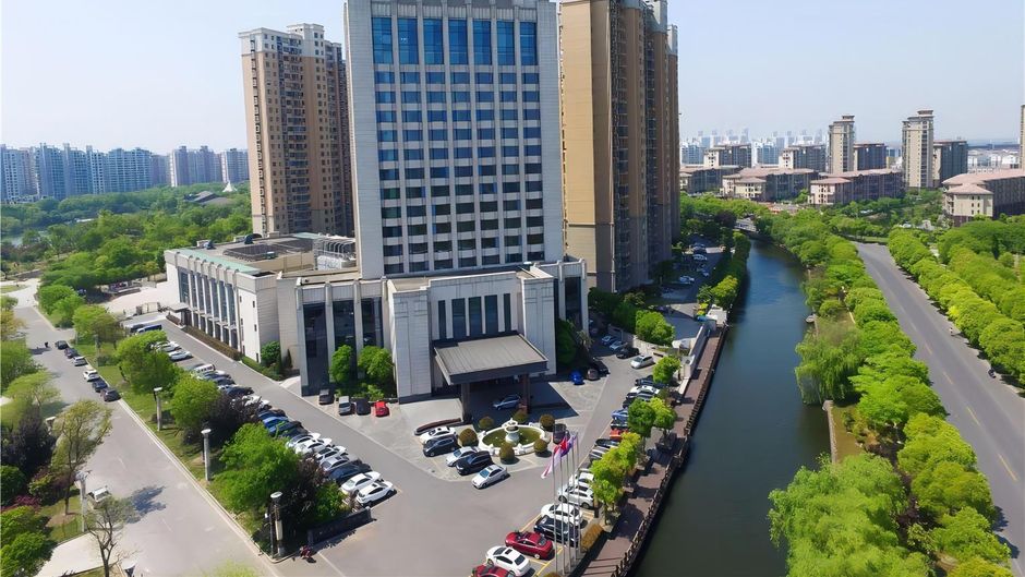 Ramada Plaza Qiandeng Kunshan Exterior