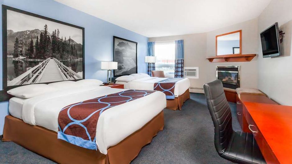 Super 8 Sherwood Park/Edmonton Area Room