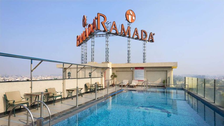Ramada Hotel City Centre Jalandhar Pool