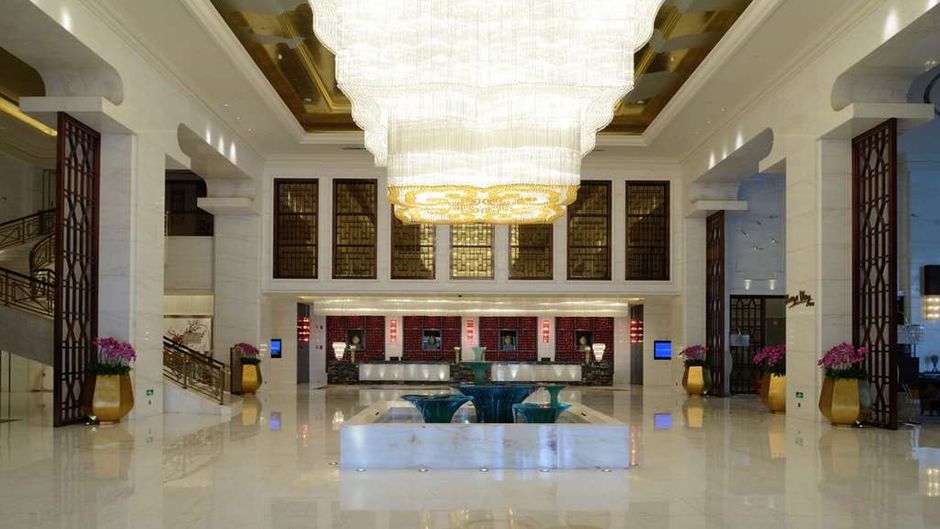 Wyndham Grand Plaza Royale Kunming Lobby