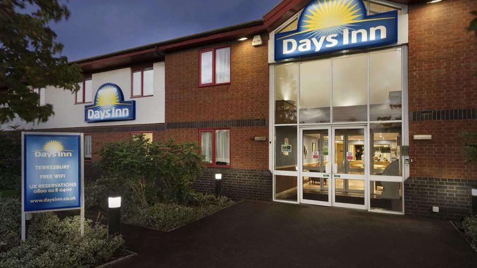 Days Inn Tewkesbury Strensham Exterior