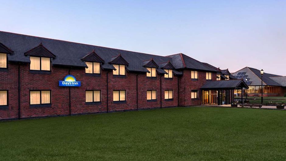 Days Inn Chesterfield Tibshelf Exterior