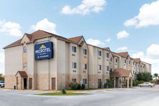 Microtel Inn & Suites Eagle Pass