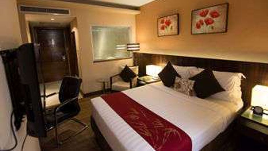 Ramada Manila Central Room