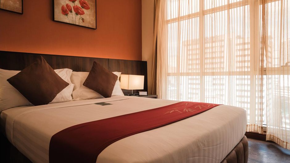 Ramada Manila Central Suite