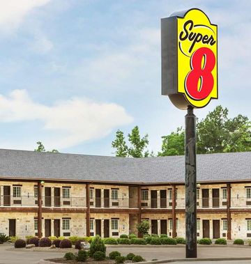 Super 8 Center