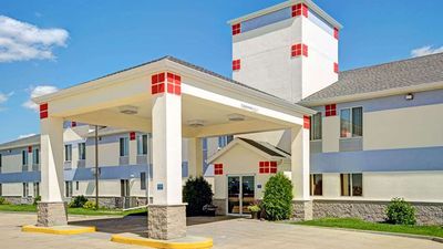 Baymont Inn & Suites Wahpeton