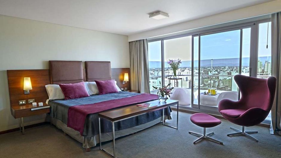 Howard Johnson Hotel Cordoba Room
