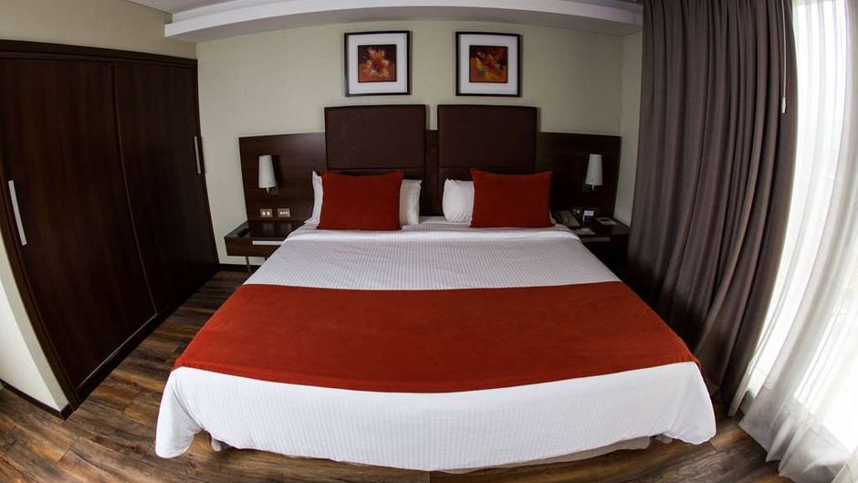 Howard Johnson Hotel Cordoba Room