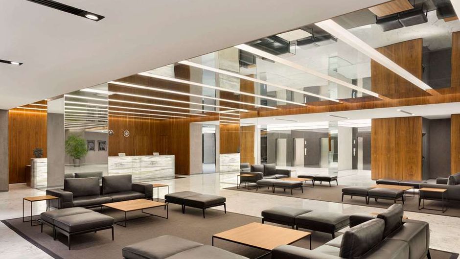 Ramada Plaza Istanbul Asia Airport Lobby